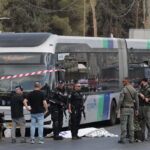 Νεκροί και τραυματίες μετά από ένοπλη επίθεση στην Ιερουσαλήμ