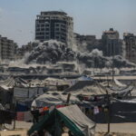 Ο ισραηλινός στρατός σφυροκοπά την Πόλη της Γάζας – Τουλάχιστον 16 νεκροί