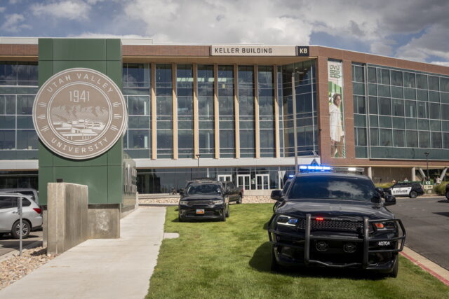 Άφαντος ο δράστης της δολοφονίας του Τσάρλι Κερκ – Έκκληση στους πολίτες για πληροφορίες