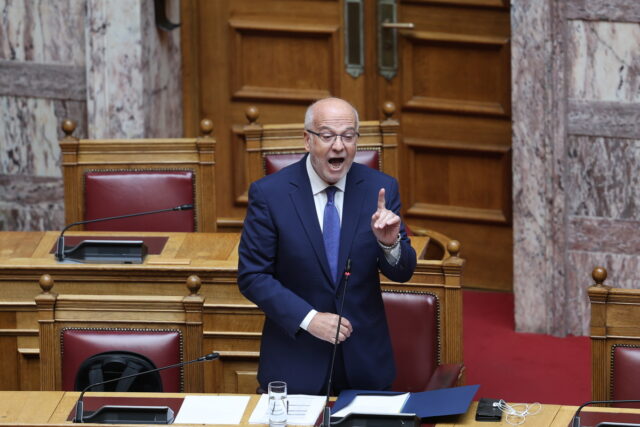 Βουλή: Ψηφίστηκε το νομοσχέδιο του υπουργείου Δικαιοσύνης