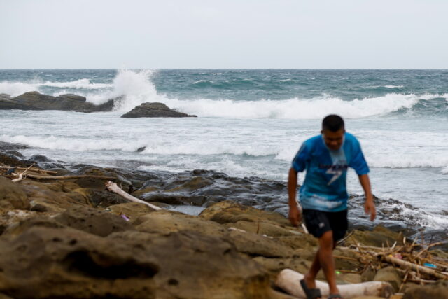 Ο υπερτυφώνας Ραγκάσα πλησιάζει τις Φιλιππίνες