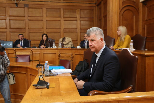 Ευ. Σημανδράκος: «Δεχόμουν πιέσεις για πληρωμή δεσμευμένων ΑΦΜ» ανέφερε ο πρώην πρόεδρος του ΟΠΕΚΕΠΕ