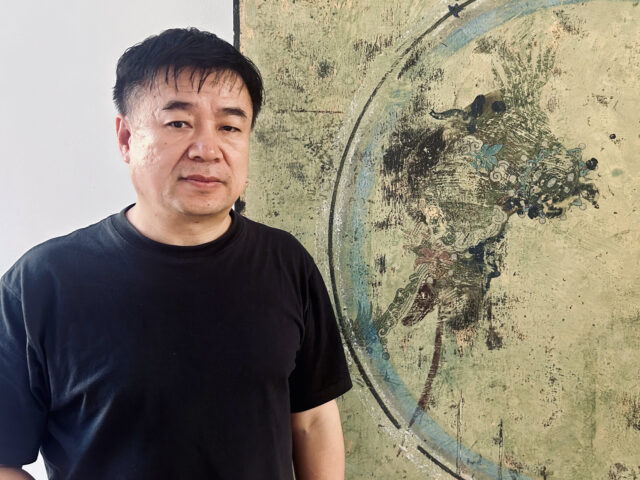 Liang Yonggang: «Όταν ένα έργο μεταφέρει πραγματικό συναίσθημα, δεν χρειάζεται λέξεις για να γεφυρώσει τα κενά»