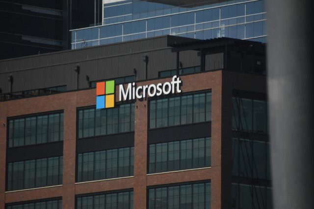 Η Microsoft «μπλόκαρε» την πρόσβαση του ισραηλινού στρατού σε τεχνολογία που επέτρεπε την παρακολούθηση Παλαιστινίων