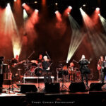 Το Sani Festival 2025 αποχαιρέτησε το καλοκαίρι με μια μεγάλη γιορτή αφιερωμένη στη Λίνα Νικολακοπούλου