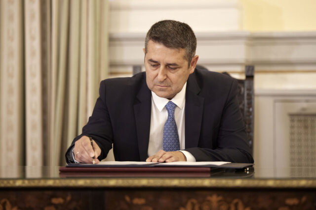 Γ. Μυλωνάκης: «Τίθεμαι στη διάθεση της Εξεταστικής Επιτροπής προκειμένου να καταθέσω»