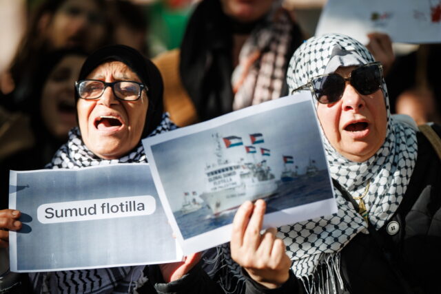 Global Sumud Flotilla: Περισσότεροι από 20 δημοσιογράφοι που επέβαιναν σε πλοία του στόλου έχουν συλληφθεί