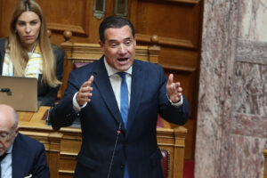 Βουλή: Στην Ολομέλεια το νομοσχέδιο του υπουργείου Υγείας για Σύσταση Ταμείου Καινοτομίας