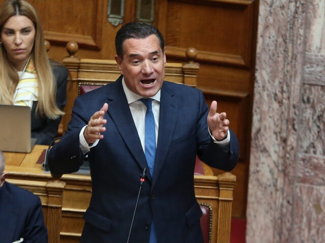 Βουλή: Στην Ολομέλεια το νομοσχέδιο του υπουργείου Υγείας για Σύσταση Ταμείου Καινοτομίας