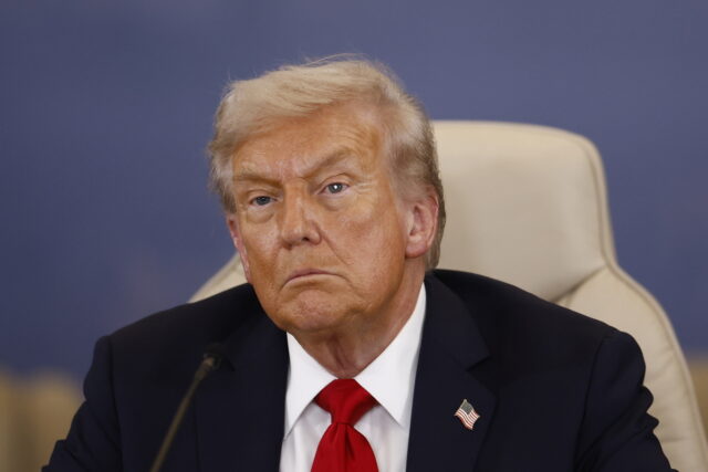 Ντόναλντ Τραμπ στη σύνοδο για τη Γάζα: «Υπέροχη ημέρα για τη Μέση Ανατολή»