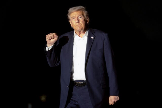 Ο Ντόναλντ Τραμπ παρών στη συμφωνία ειρήνης μεταξύ Ταϊλάνδης και Καμπότζης