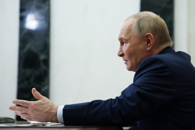 Poseidon: Ο Πούτιν ανακοίνωσε τη δοκιμή υποβρύχιου drone με πυρηνική ικανότητα