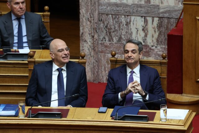 Άγνωστος Στρατιώτης: Να προσέλθει ο Δένδιας στη Βουλή απαιτεί η αντιπολίτευση