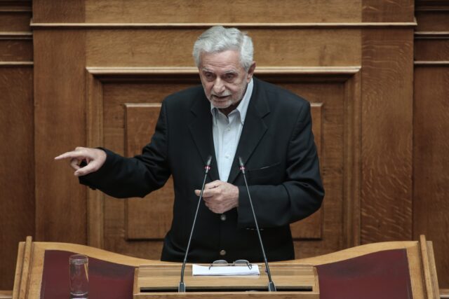 Βουλή: Ορκίστηκε βουλευτής ο Θ. Δρίτσας