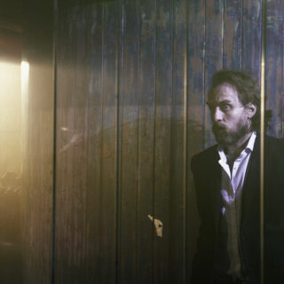 George Gaudy: Διαχειρίζονται ιστορικές, γιγάντιες αλλαγές ίσως οι χειρότεροι πιθανοί άνθρωποι