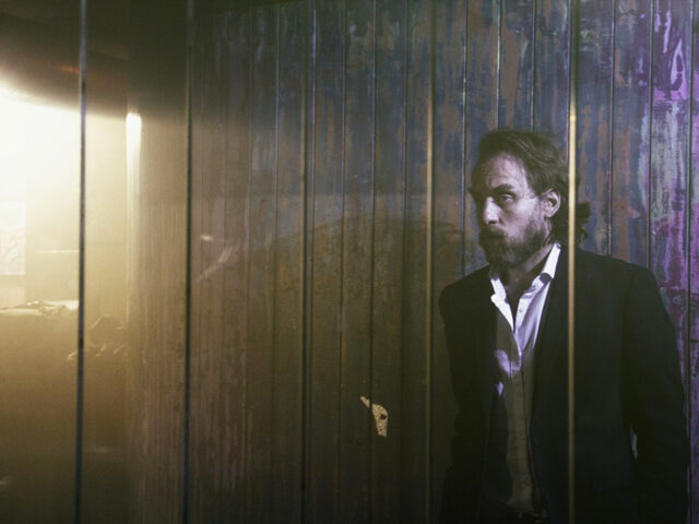 George Gaudy: Διαχειρίζονται ιστορικές, γιγάντιες αλλαγές ίσως οι χειρότεροι πιθανοί άνθρωποι