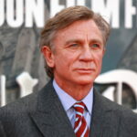 Ο Ντάνιελ Κρεγκ στην πιο σκοτεινή υπόθεση του Benoit Blanc