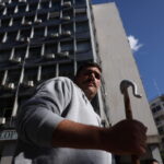 Σε εξέλιξη το αγροτικό συλλαλητήριο στο Υπουργείο Αγροτικής Ανάπτυξης