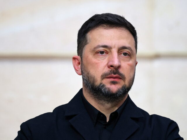 «Έτοιμος για εκλογές» δηλώνει ο Ζελένσκι