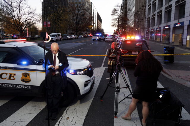 Ο ύποπτος για τους πυροβολισμούς στην Ουάσινγκτον είχε εργασθεί με τον αμερικανικό στρατό στο Αφγανιστάν