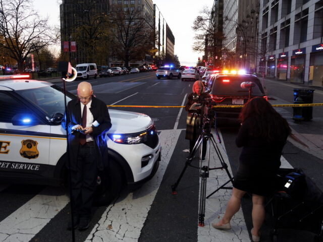 Ο ύποπτος για τους πυροβολισμούς στην Ουάσινγκτον είχε εργασθεί με τον αμερικανικό στρατό στο Αφγανιστάν