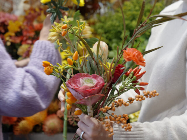Στην Πολωνία ένα ανθοπωλείο διασώζει την οικογενειακή παράδοση μέσα από τα λουλούδια