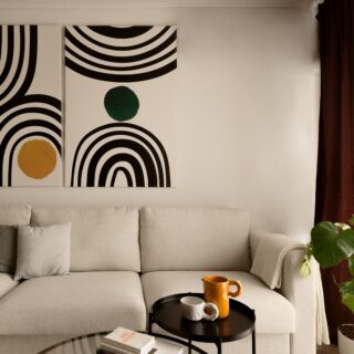 Υφές και χρώματα γίνονται το κλειδί σε μια «ανακαίνιση χωρίς ανακαίνιση» στην Κυψέλη