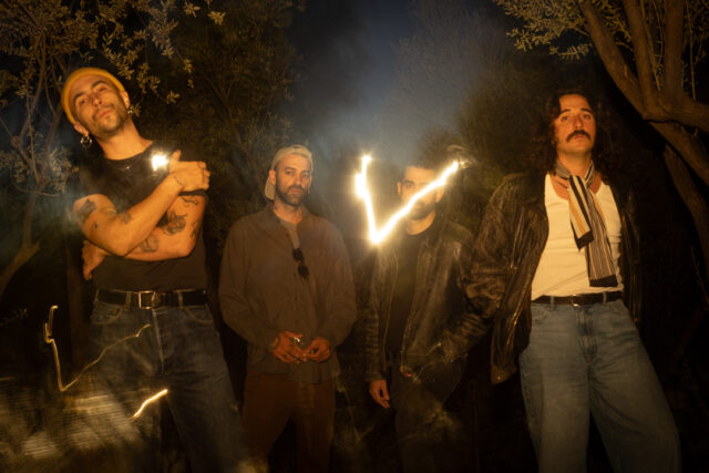 «Vile Wonders»: Κυκλοφόρησε το πολυαναμενόμενο τρίτο άλμπουμ των Steams