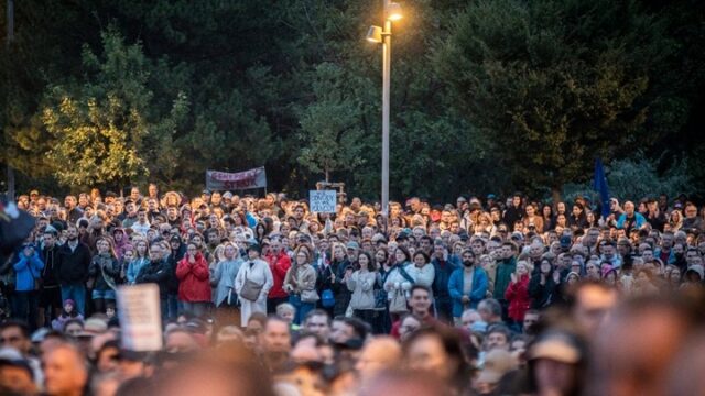 Αντικυβερνητικές διαδηλώσεις σε Τσεχία και Σλοβακία