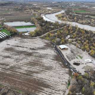 Υπερχείλισε ο Καλαμάς - Προβλήματα από την κακοκαιρία στη βόρεια Κέρκυρα