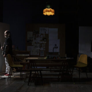 Ένα απόγευμα στο Προσκήνιο με τη Συναρπαστική Εξέγερση του Χούλιο Τόγκα