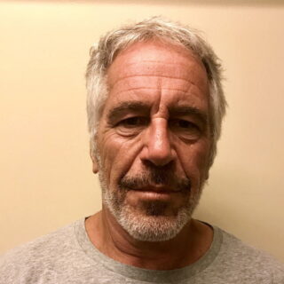 ΗΠΑ: Στο στόχαστρο η κυβέρνηση Τραμπ για τον χειρισμό της υπόθεσης Έπστιν