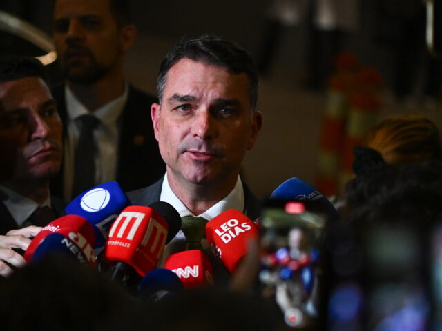 Υποψήφιος για τις προεδρικές εκλογές της Βραζιλίας ο γιος του Μπολσονάρου