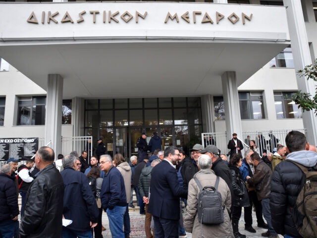 Λάρισα: Αναβλήθηκε η δίκη των δύο συλληφθέντων αγροτών