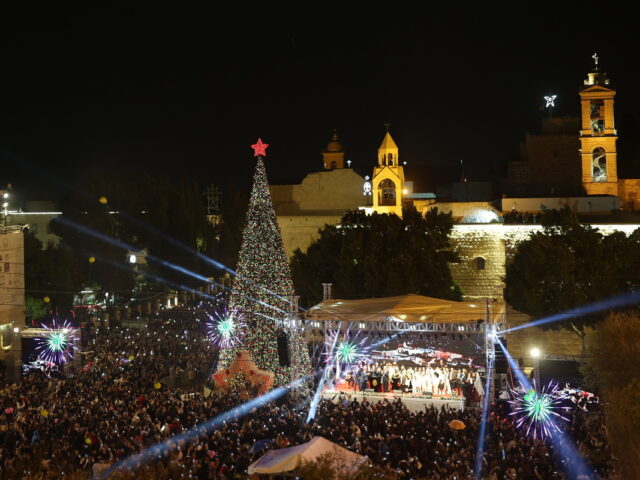 Η εκεχειρία στη Γάζα επαναφέρει διστακτικά το πνεύμα των Χριστουγέννων στη Βηθλεέμ