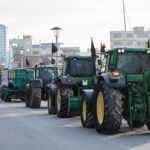 Συνεχίζονται οι αγροτικές κινητοποιήσεις: Κλειστή η Ε.Ο. Αθηνών – Θεσσαλονίκης