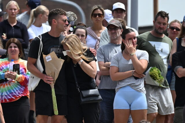 Σε πένθος έχει βυθιστεί η Αυστραλία μετά την επίθεση στην παραλία Μπόνταϊ