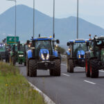 Αποχωρούν από τα μπλόκα οι αγρότες των Τρικάλων και της Καρδίτσας