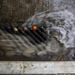 Πλημμύρισε η Πειραιώς – Διακοπή της κυκλοφορίας και στα δύο ρεύματα