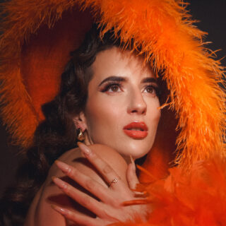 Emma Smith: «Η γέφυρα ανάμεσα στο παρελθόν και το παρόν είναι πολύ μικρότερη απ’ όσο νομίζουμε»