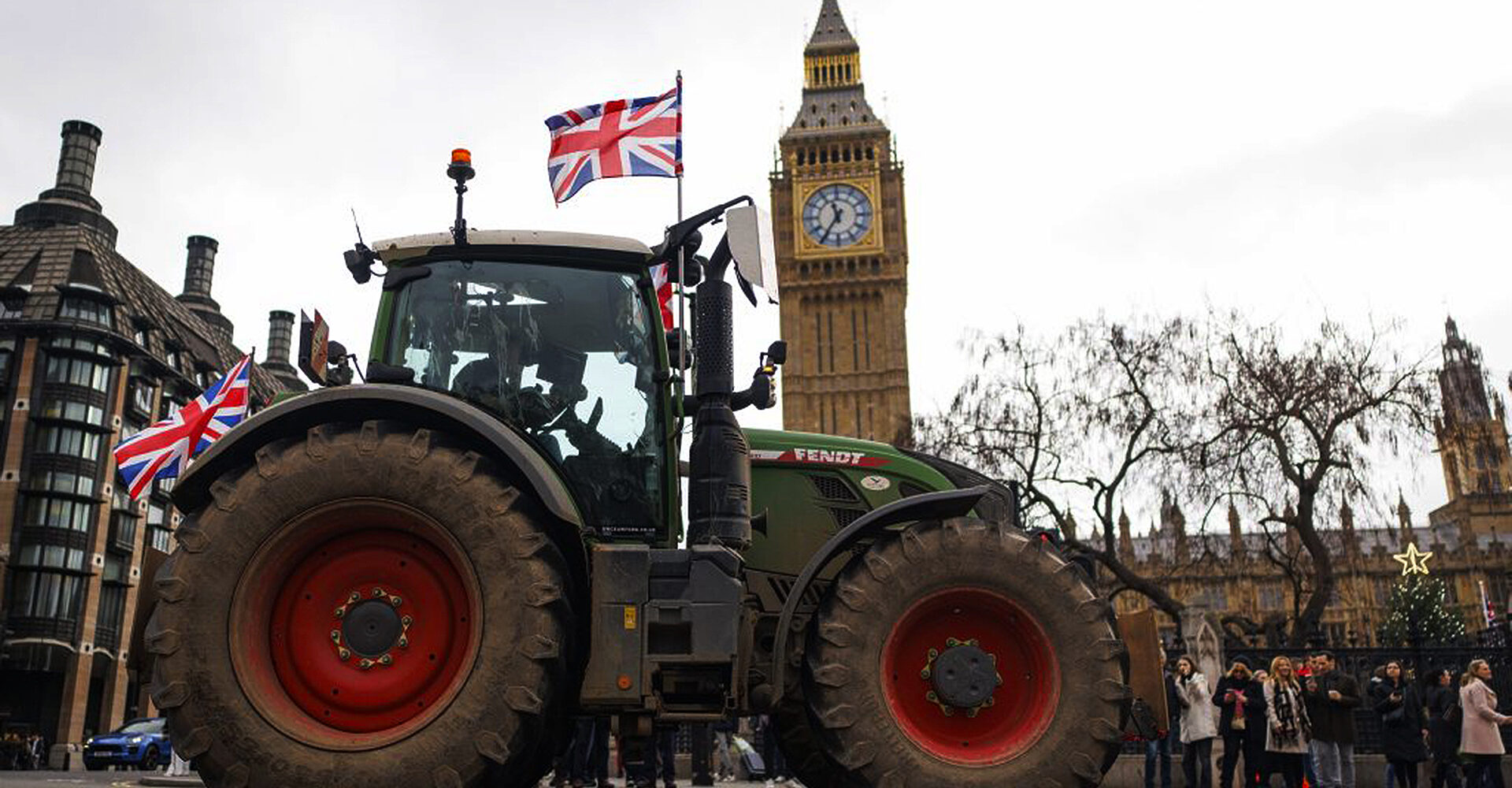 Σε όλη την Ευρώπη, οι αγρότες φωνάζουν: «Φτάνει, πια!»