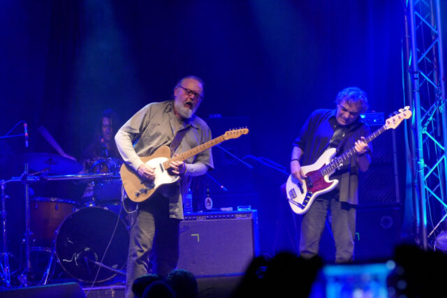 Οι Blues Wire μαζί με τους MG Shuffle στο Κύτταρο