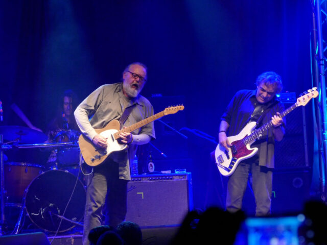 Οι Blues Wire μαζί με τους MG Shuffle στο Κύτταρο