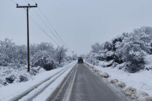 Έντονη χιονόπτωση στον Δήμο Μετεώρων – Προβλήματα ηλεκτροδότησης σε χωριά