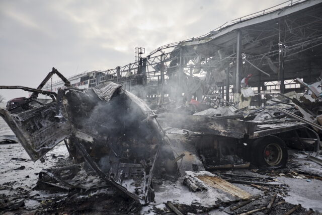 Ουκρανία: Τρεις νεκροί σε επιδρομές της Ρωσίας τη νύχτα