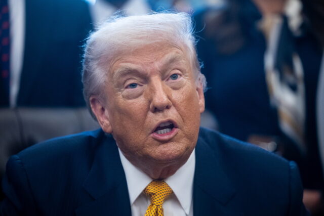 Έναν χρόνο μετά την επιστροφή του στην προεδρία, ο Τραμπ αλλάζει την παγκόσμια τάξη