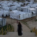 Το Ισραήλ δίνει εντολή σε οικογένειες στη Γάζα να μετακινηθούν