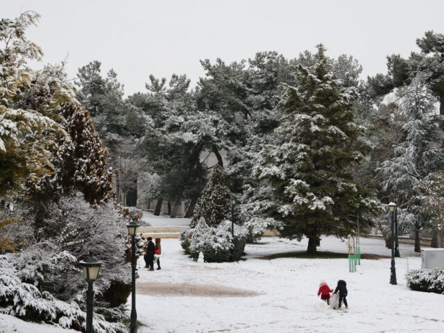 Χιόνια και χαμηλές θερμοκρασίες στη Βόρεια Ελλάδα