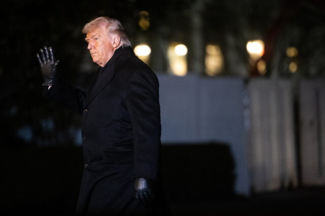 Ντόναλντ Τραμπ: Πλήρης και μόνιμη η πρόσβαση των ΗΠΑ στη Γροιλανδία