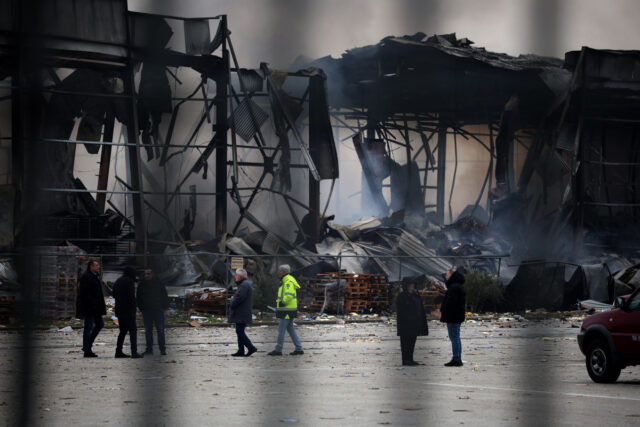 Έκρηξη στο εργοστάσιο «Βιολάντα»: Συνεχίζονται οι έρευνες για την πέμπτη αγνοούμενη